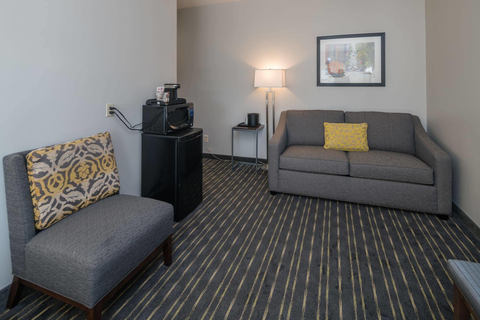 Aura Sfo Airport Free Shuttle San Bruno